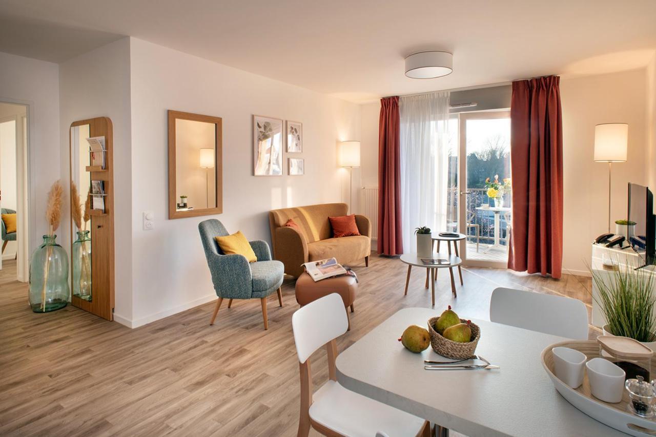 Domitys Les Cerneaux Aparthotel Hazebrouck Exterior foto