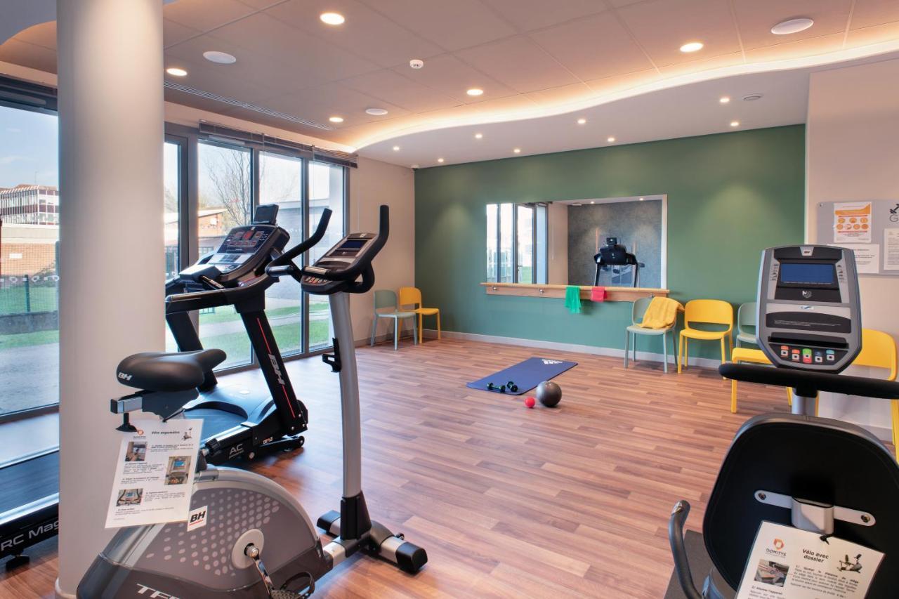 Domitys Les Cerneaux Aparthotel Hazebrouck Exterior foto