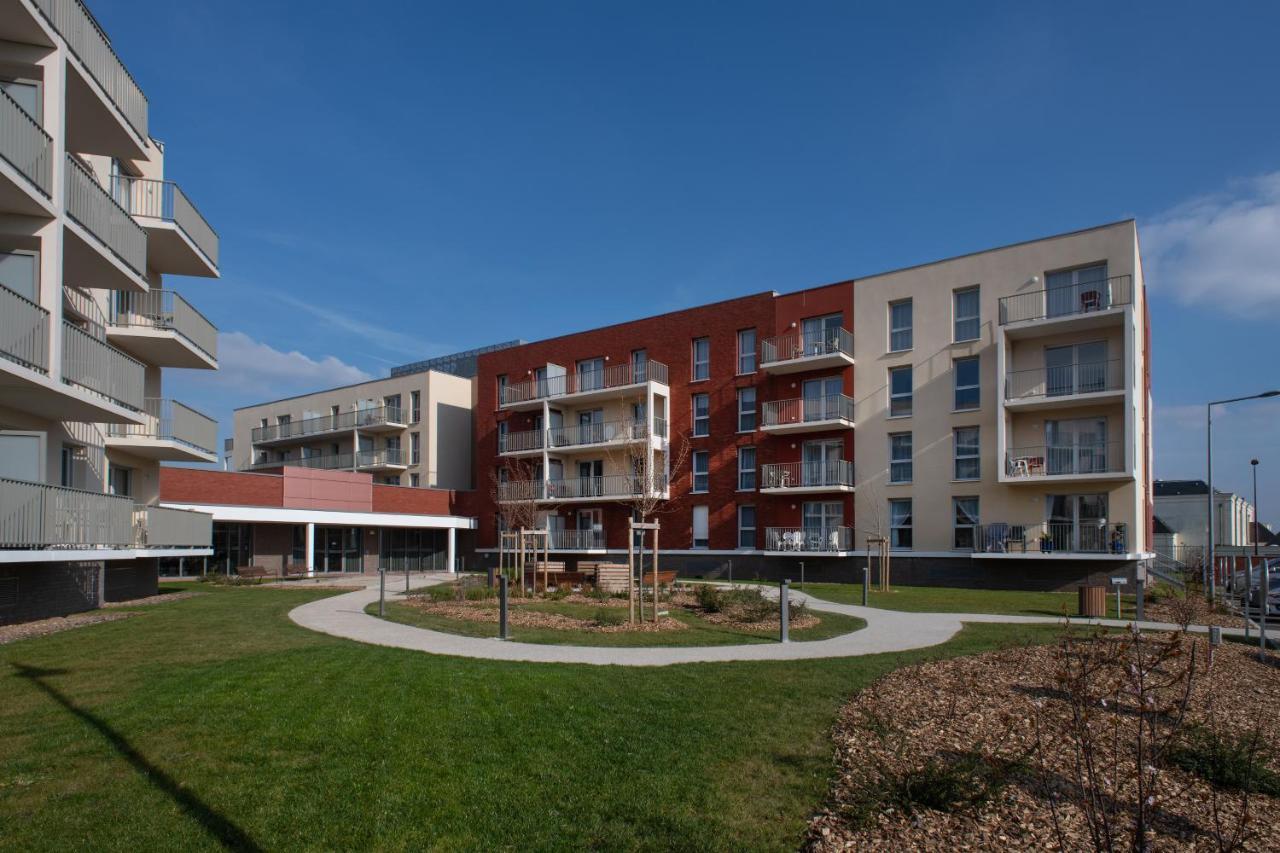 Domitys Les Cerneaux Aparthotel Hazebrouck Exterior foto