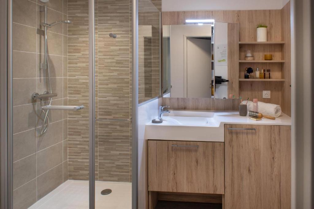 Domitys Les Cerneaux Aparthotel Hazebrouck Exterior foto